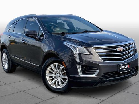 Used 2018 Cadillac XT5 FWD image 2