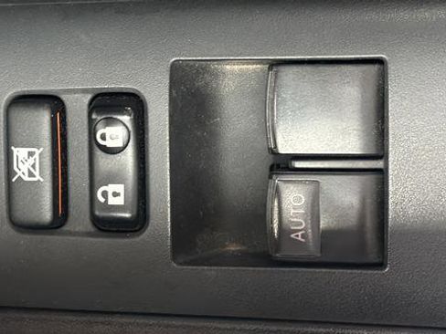 Used 2014 Toyota FJ Cruiser 4WD w/ Upgrade Package image 18