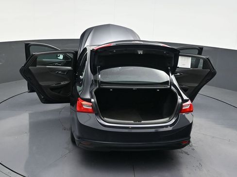 Used 2022 Chevrolet Malibu LS image 35