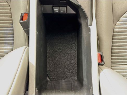 Certified 2024 Toyota Camry SE FWD image 29