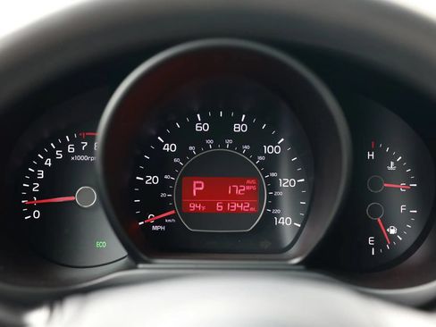 Used 2015 Kia Soul FWD image 29