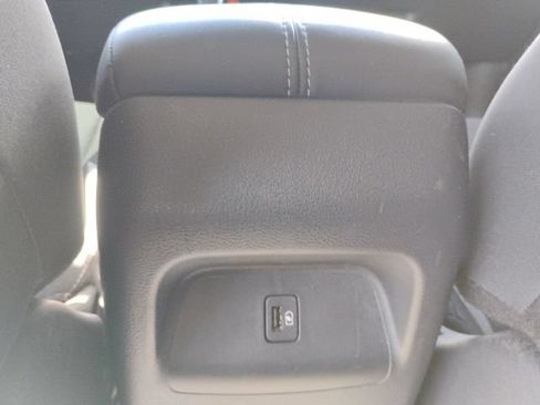 Used 2024 Nissan Sentra SV FWD image 10