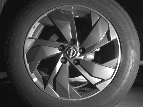 Used 2025 Nissan Rogue SV FWD image 14