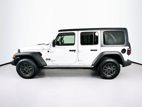 Used 2025 Jeep Wrangler Sport S image 4
