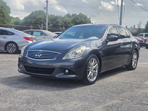 Used 2010 INFINITI G37 Journey w/ Premium Pkg RWD image 2