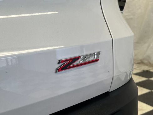 Used 2024 Chevrolet Traverse Z71 w/ Enhanced Driving Package AWD/4WD image 13
