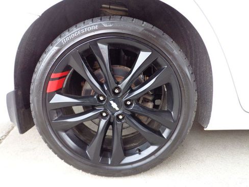 Used 2018 Chevrolet Malibu LT w/ Redline Edition image 8