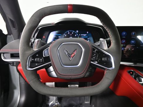 Used 2022 Chevrolet Corvette Stingray Premium Conv w/ Z51 Performance Package image 45