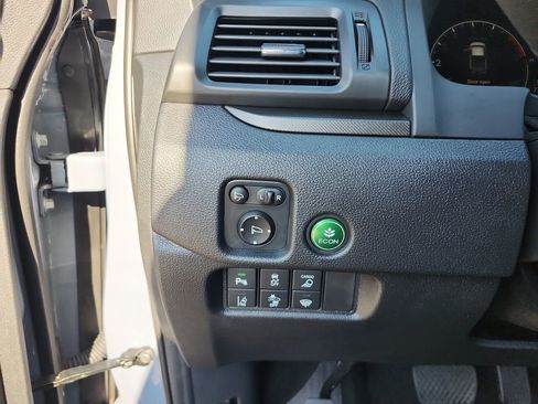 Certified 2024 Honda Ridgeline TrailSport image 14