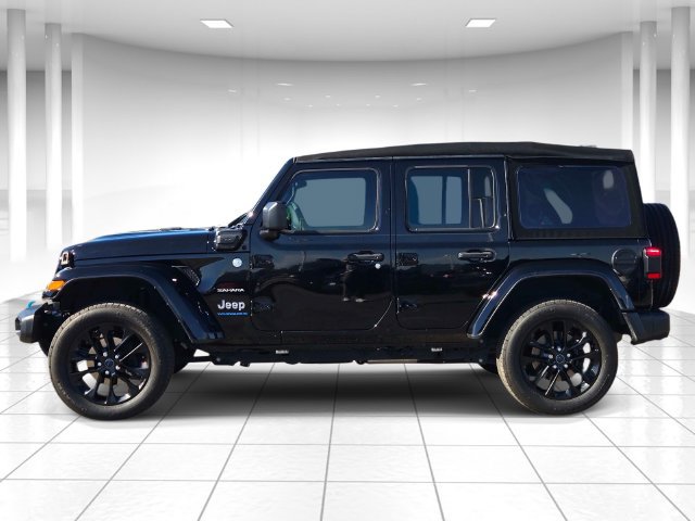 Used 2024 Jeep Wrangler Unlimited Sahara AWD/4WD image 2