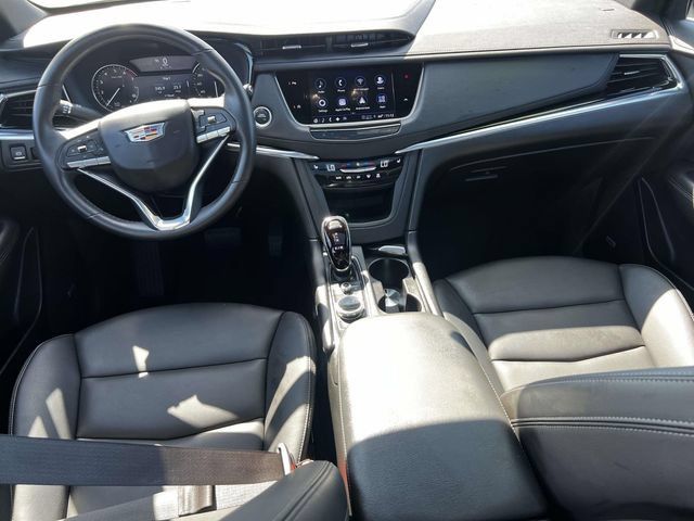 Certified 2024 Cadillac XT6 Luxury AWD/4WD image 15