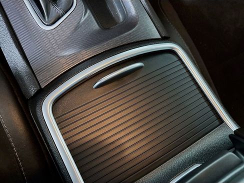 Used 2018 Dodge Charger R/T Scat Pack image 15