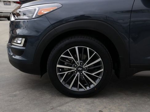 Used 2021 Hyundai Tucson Limited FWD image 11