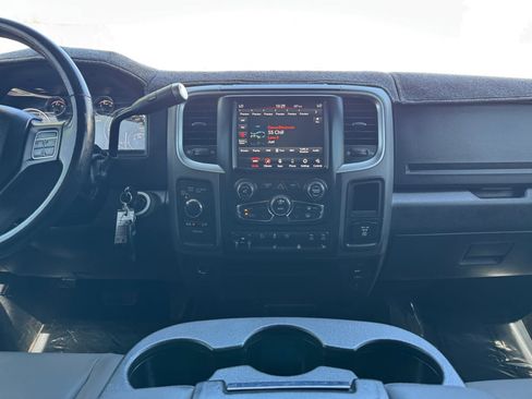Used 2018 RAM 2500 Power Wagon w/ Luxury Group image 16