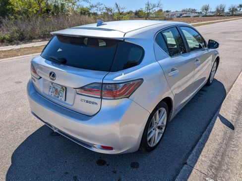 Used 2015 Lexus CT 200h image 6