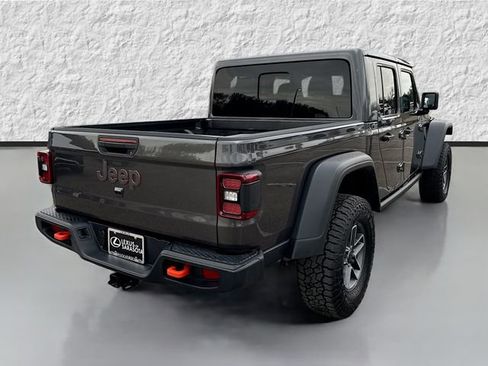 Used 2025 Jeep Gladiator Mojave w/ Technology Group image 3