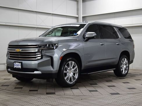 Used 2024 Chevrolet Tahoe High Country AWD/4WD image 3