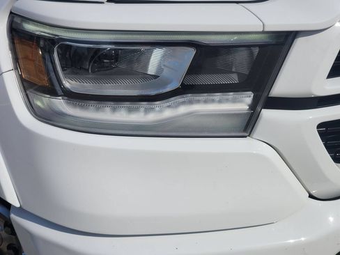 Used 2020 RAM 1500 Laramie w/ Sport Appearance Package AWD/4WD image 9