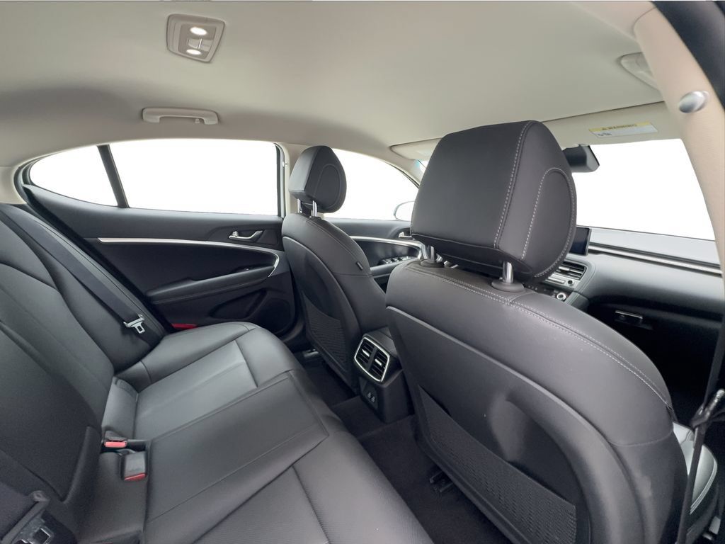 Used 2026 Genesis G70 2.5T RWD image 26
