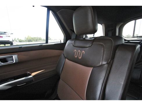 Used 2023 Ford Explorer King Ranch w/ Technology Package AWD/4WD image 14