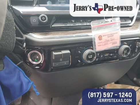 Used 2024 Chevrolet Silverado 3500 LT w/ Convenience Package AWD/4WD image 11