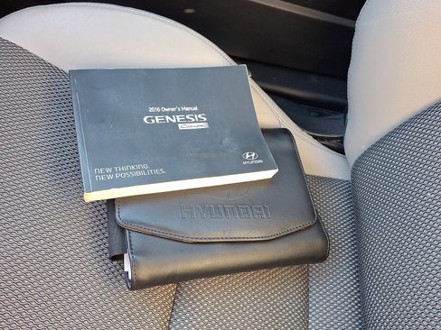 Used 2016 Hyundai Genesis 3.8 image 26