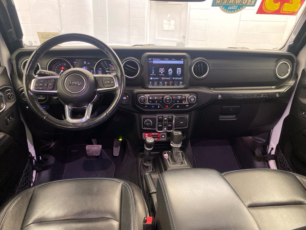 Used 2023 Jeep Wrangler Unlimited Rubicon 4xe w/ Cold Weather Group AWD/4WD image 12