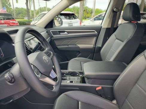 Used 2023 Volkswagen Atlas SE FWD image 17