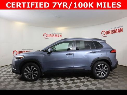 Used 2024 Toyota Corolla Cross XLE w/ Convenience Package image 4