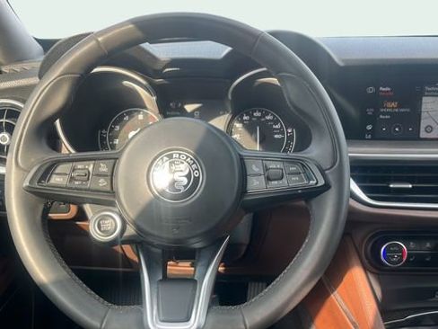 Used 2021 Alfa Romeo Stelvio Ti w/ Nero Edizione image 34