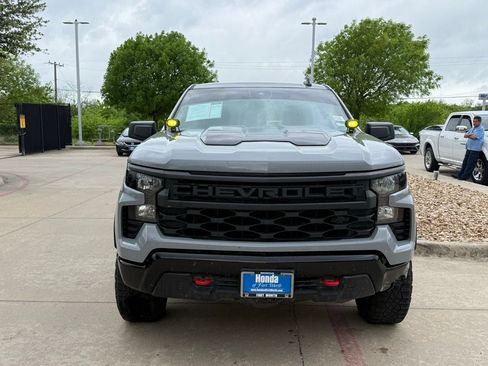 Used 2024 Chevrolet Silverado 1500 Custom Trail Boss w/ LPO, Dark Essentials Package image 9