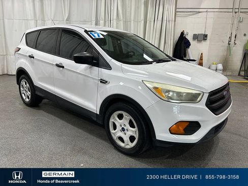 Used 2017 Ford Escape S FWD image 1