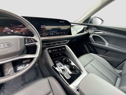 Used 2025 Audi Q5 Premium Plus w/ Premium Plus AWD/4WD image 28