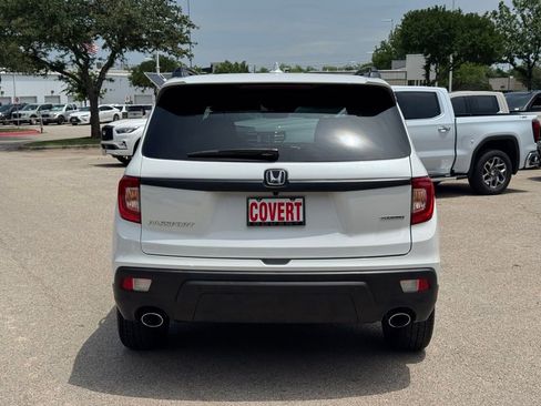 Used 2021 Honda Passport Touring image 5