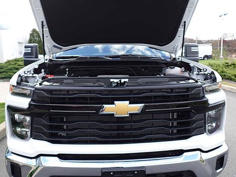 Used 2025 Chevrolet Silverado 3500 W/T w/ WT Convenience Package AWD/4WD image 29
