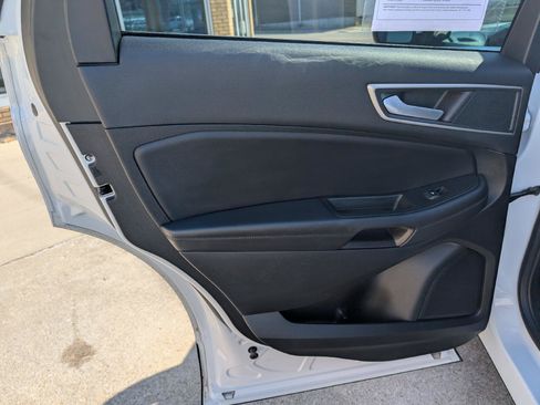 Used 2023 Ford Edge SEL w/ Convenience Package AWD/4WD image 11
