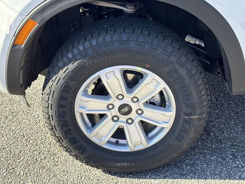 New 2025 Ford Ranger XL image 11