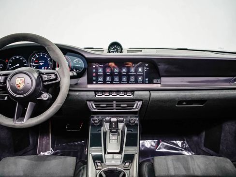 Used 2022 Porsche 911 Carrera GTS image 13