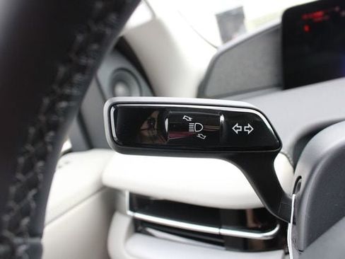 New 2026 Lincoln Navigator Reserve AWD/4WD image 55