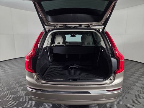 Used 2023 Volvo XC90 B6 Plus w/ Protection Package Premier AWD/4WD image 27