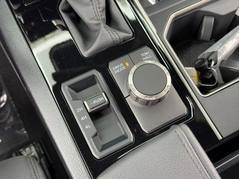 Used 2025 Toyota Tundra SR5 image 31