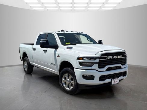 Used 2025 RAM 2500 Big Horn AWD/4WD image 2