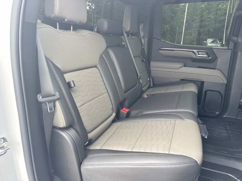 Certified 2025 Chevrolet Silverado 1500 ZR2 w/ Technology Package AWD/4WD image 23