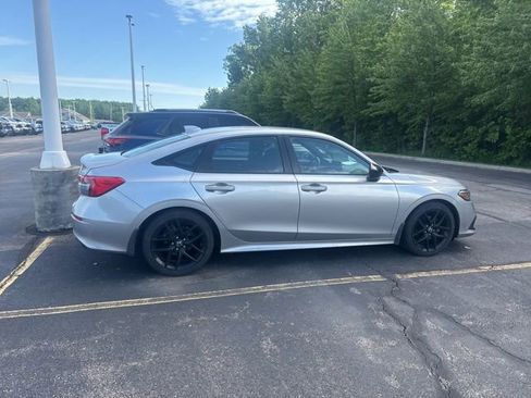 Used 2022 Honda Civic Sport image 6