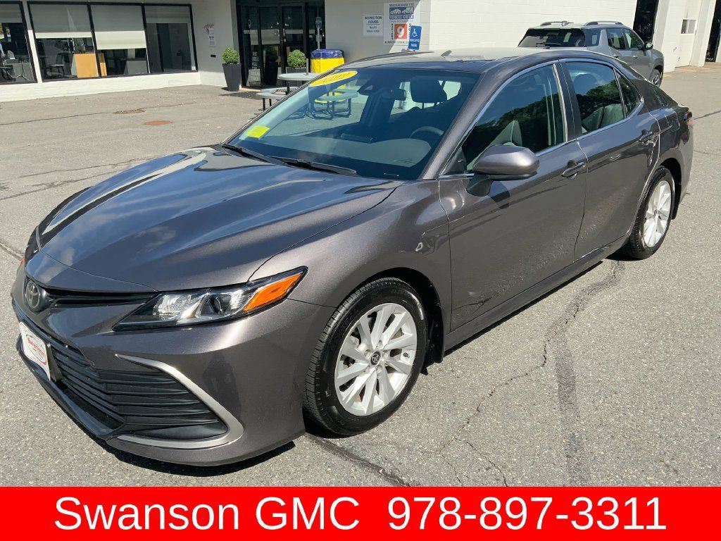 Used 2022 Toyota Camry LE FWD image 42