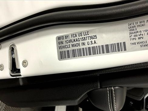 New 2025 Jeep Grand Cherokee L Altitude image 9