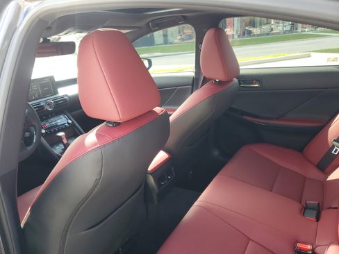 Used 2025 Lexus IS 300 w/ Comfort Package RWD image 15