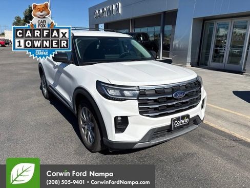 Used 2025 Ford Explorer Active w/ Active Comfort Package AWD/4WD image 2
