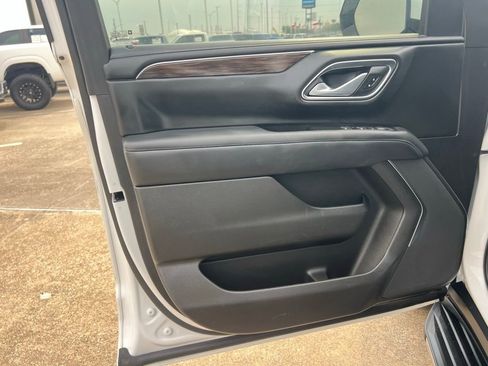 Used 2022 Chevrolet Tahoe LS w/ Driver Alert Package RWD image 19