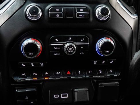Used 2021 GMC Sierra 1500 Denali w/ Denali Ultimate Package AWD/4WD image 22